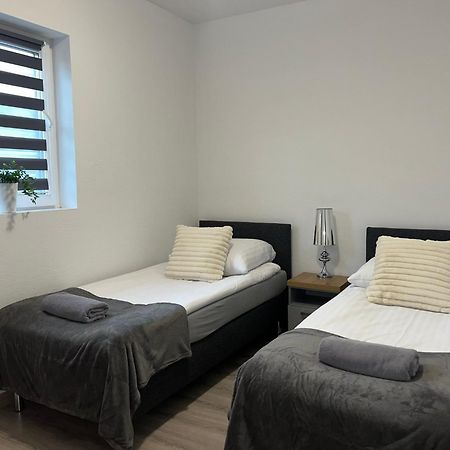 Hostel Adabet Kepno Buitenkant foto